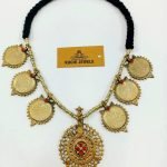 Big Round Pendant Choker