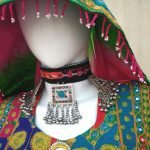 Three Kuchi Pendant Chokar-1