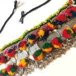 Pompom Vintage Round Pendant Choker