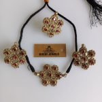 Flower Pendant Choker Set