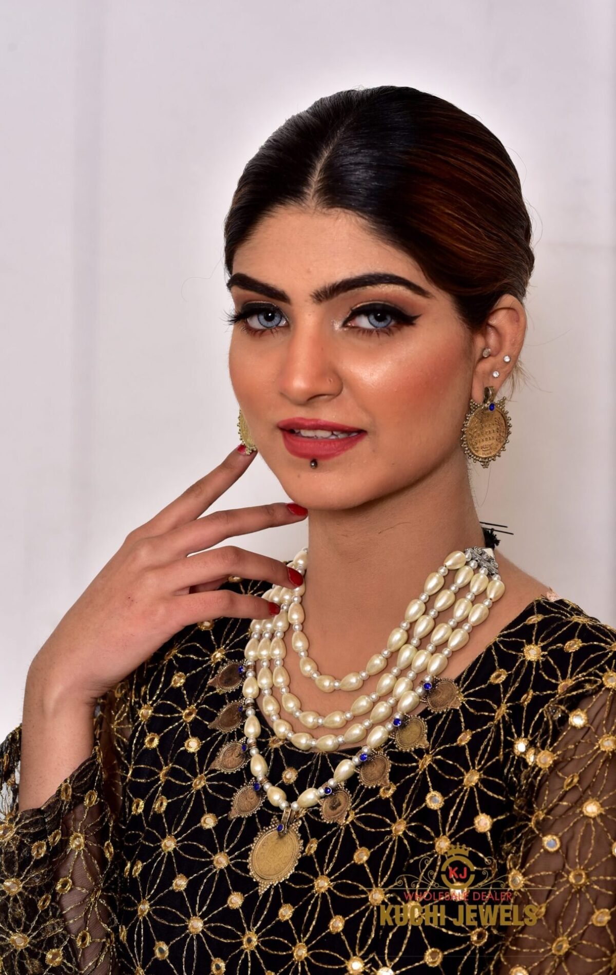 Royal Beads and Indian Coin Necklace Set - Image 2
