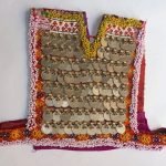 Small Crystal Bulit-in Coins Hug