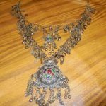 Metal Chain & Pendant Necklace