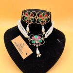 Golden Flower And White Pearl Choker Set