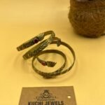 Vintage Golden Color Bangles Pair